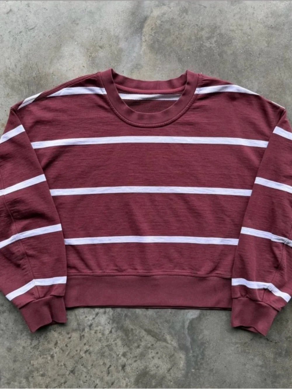 lululemon athletica perfectly oversized cropped crewneck